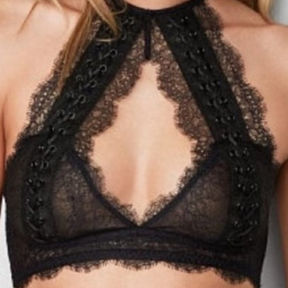 NWOT Victoria's Secret Very Sexy Lace Bralette S